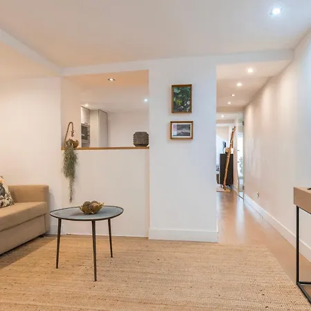 Apartman 1bdr With Terrace In Alfama Centre By Lovelystay