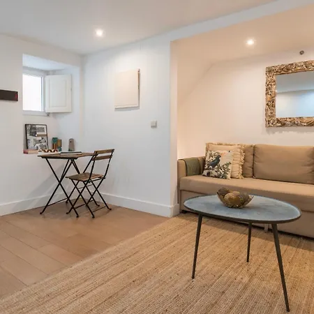 1bdr With Terrace In Alfama Centre By Lovelystay *