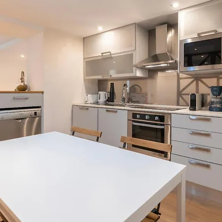 1bdr With Terrace In Alfama Centre By Lovelystay Lisboa