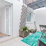1bdr With Terrace In Alfama Centre By Lovelystay