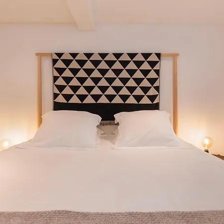 1bdr With Terrace In Alfama Centre By Lovelystay *